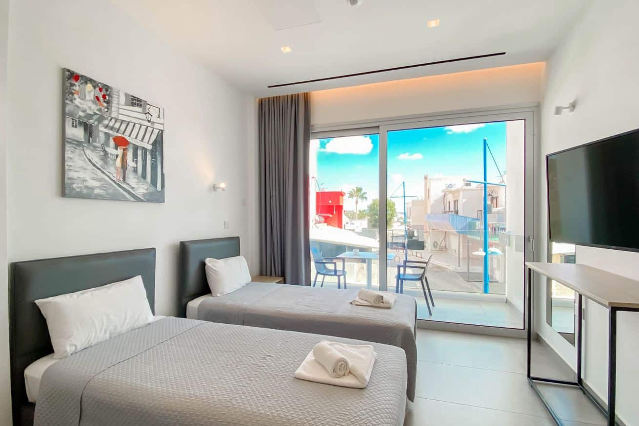 Caramela Studio (Single Beds)