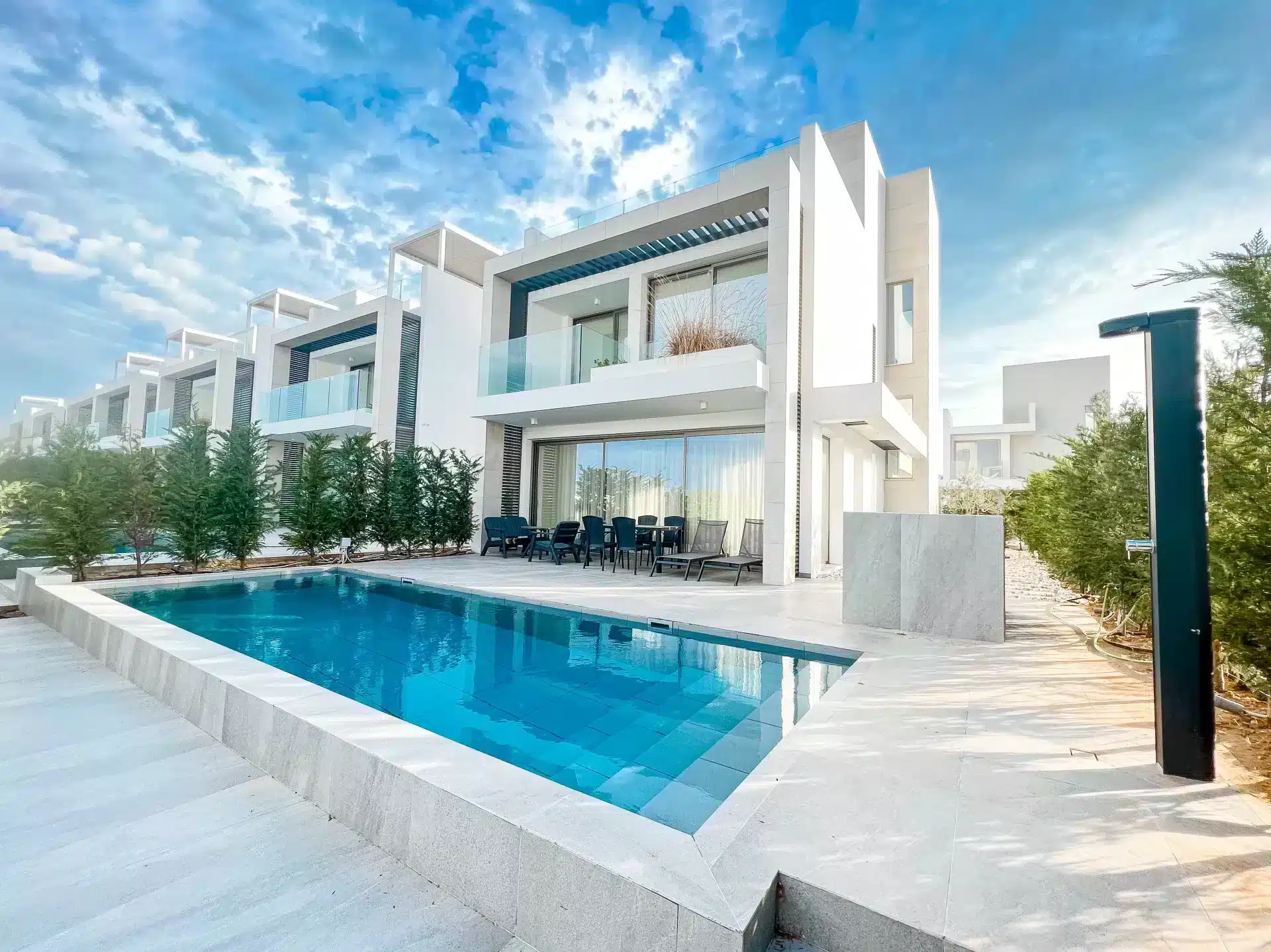 Discover the Best Villas in Cyprus: Luxury, Budget, and More